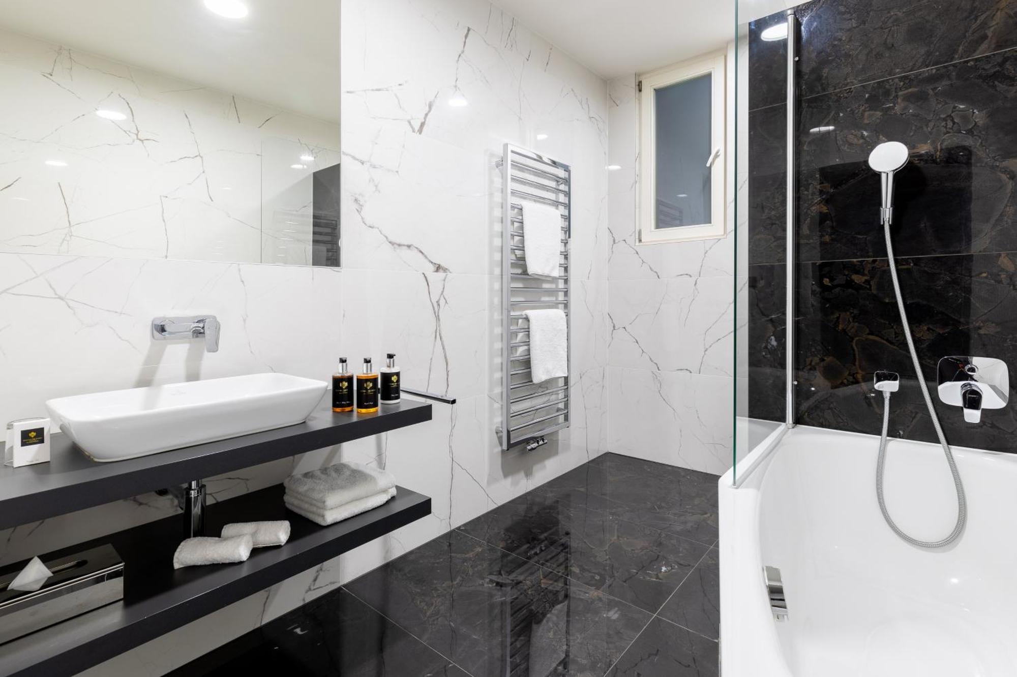 Ikona Hotel 3*